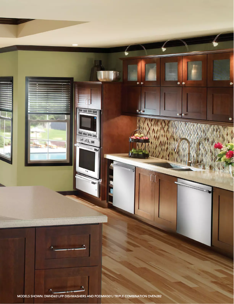 Página 1 del manual Ficha técnica Thermador DWHD640JPR